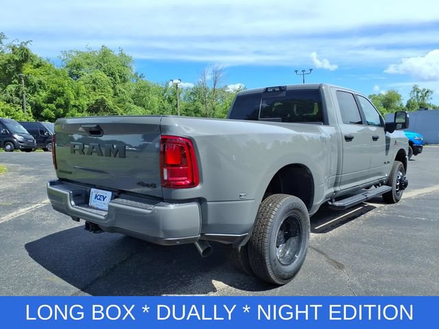 New 2026 RAM 3500 Big Horn AWD/4WD image 9