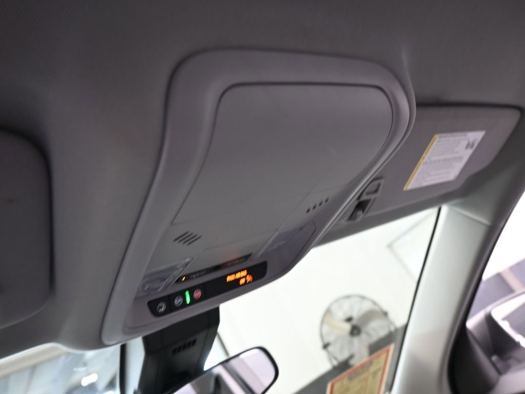 Used 2023 Chevrolet Equinox LS image 30