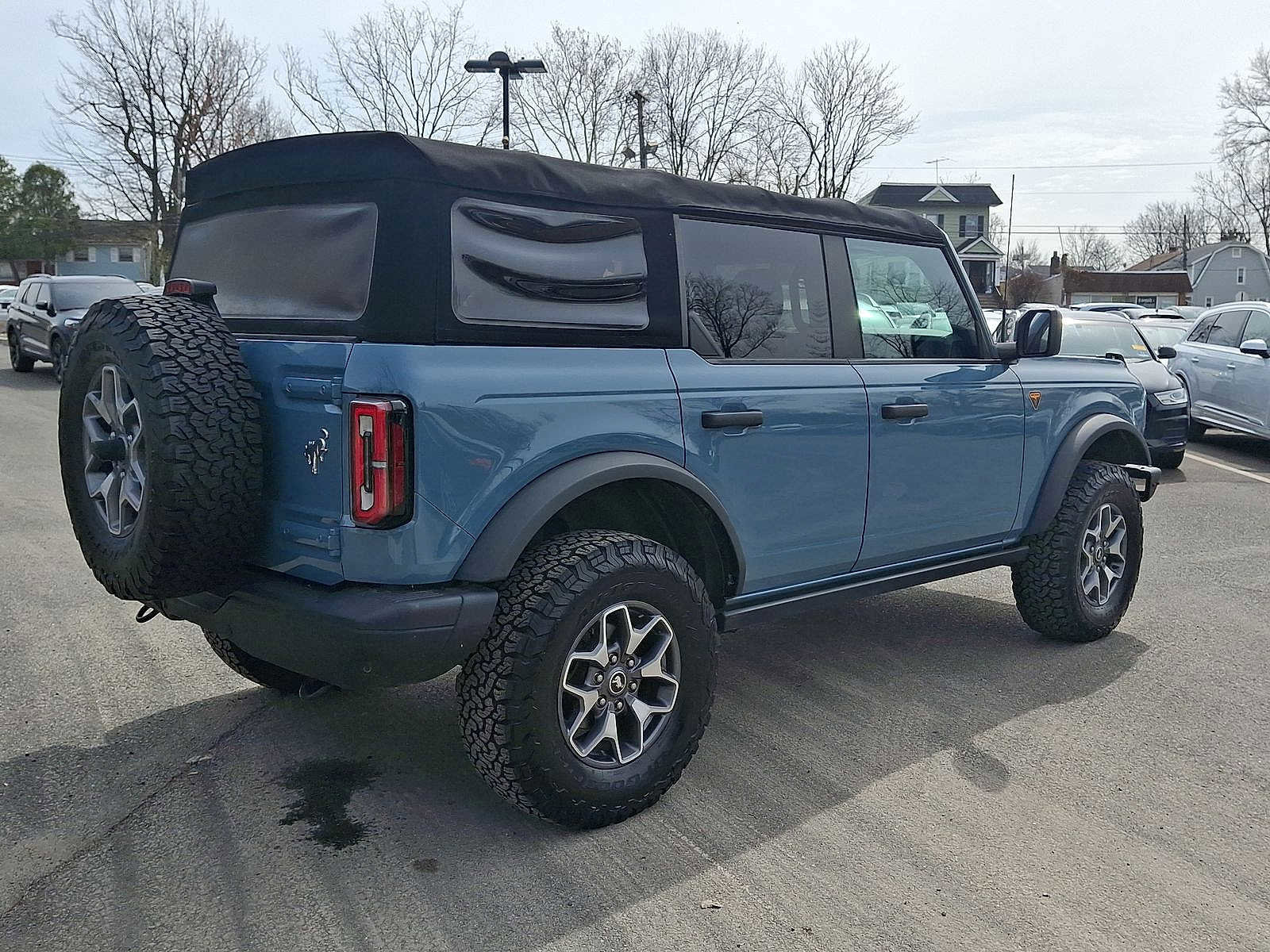 Used 2021 Ford Bronco Badlands image 25