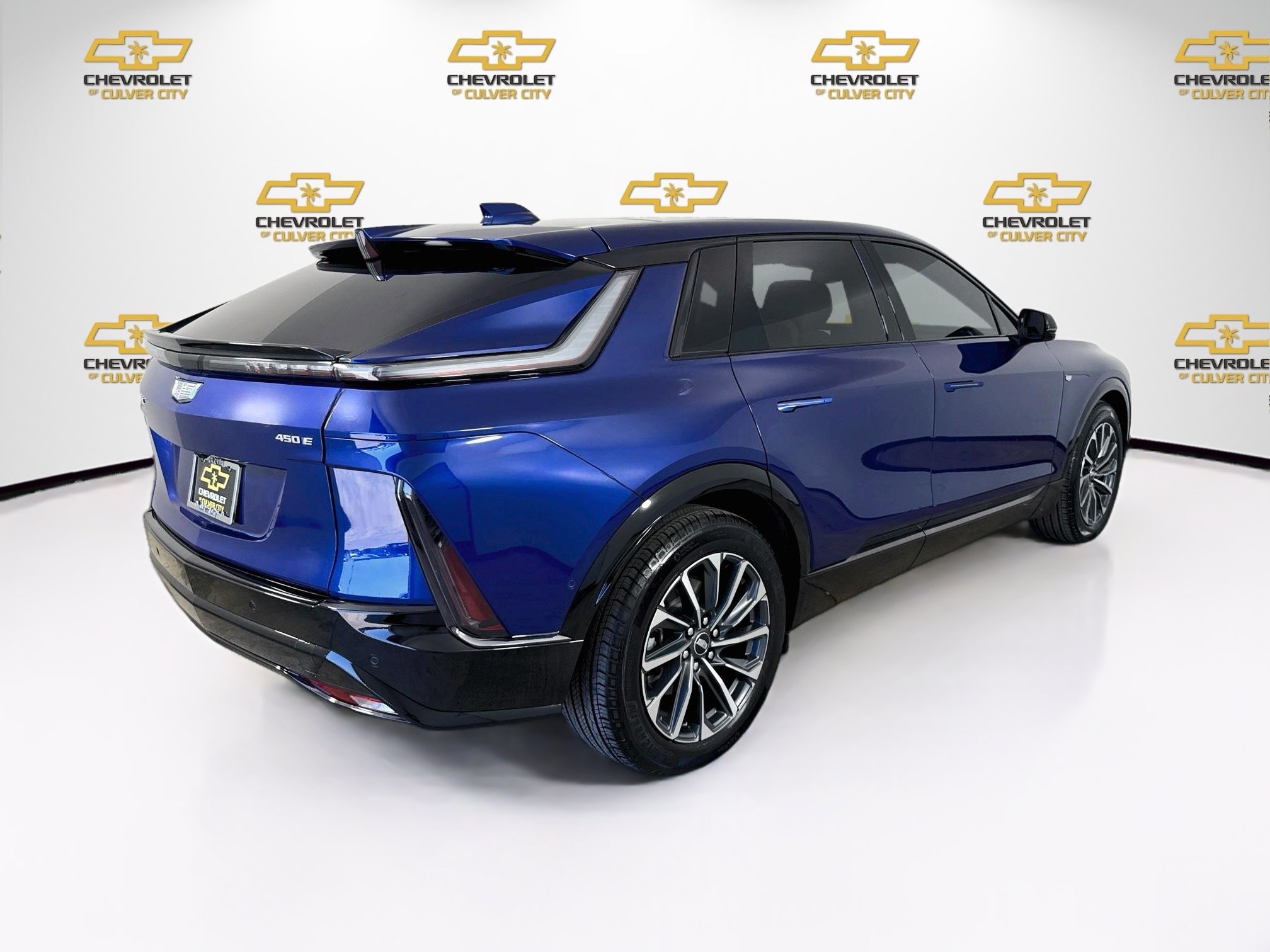 Used 2025 Cadillac Lyriq Sport RWD image 8