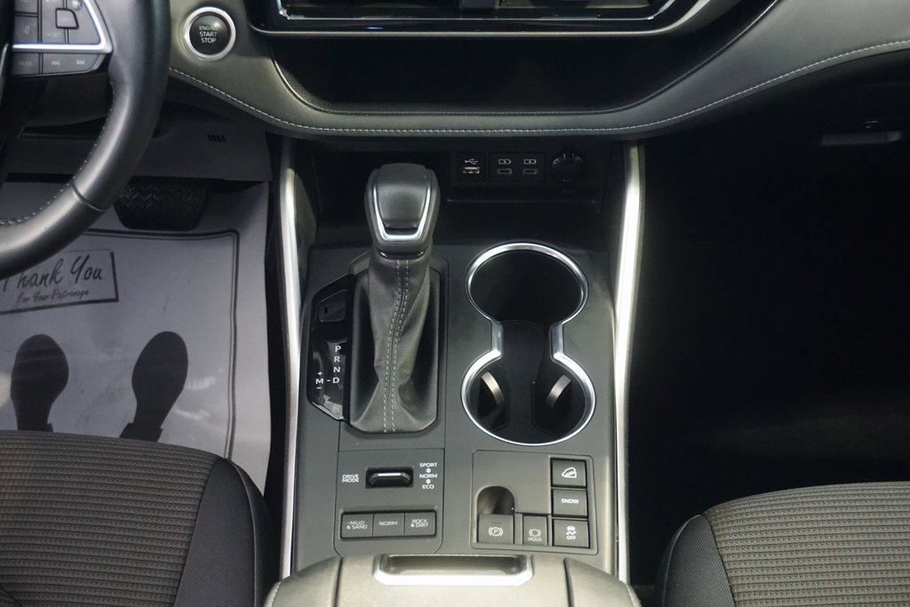 Certified 2024 Toyota Highlander LE image 31