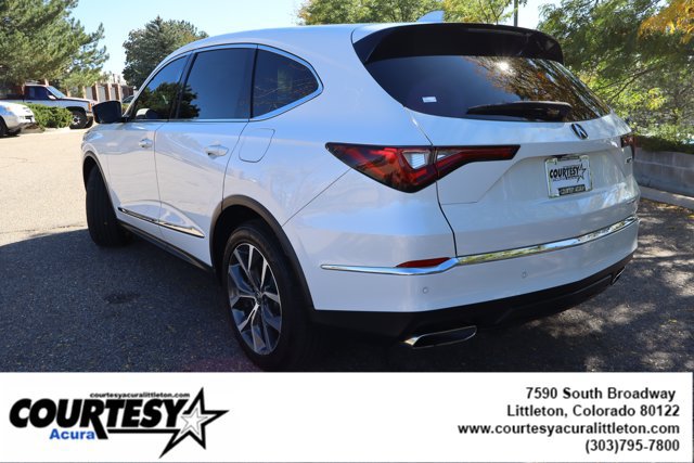 Used 2024 Acura MDX w/ Technology Package AWD/4WD image 4