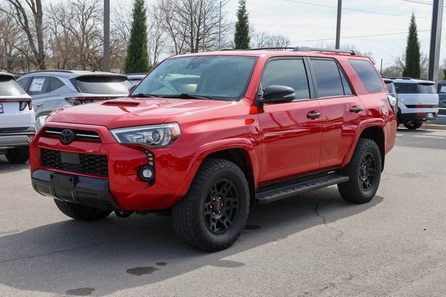 Used 2021 Toyota 4Runner Venture w/ Moonroof Package image 6