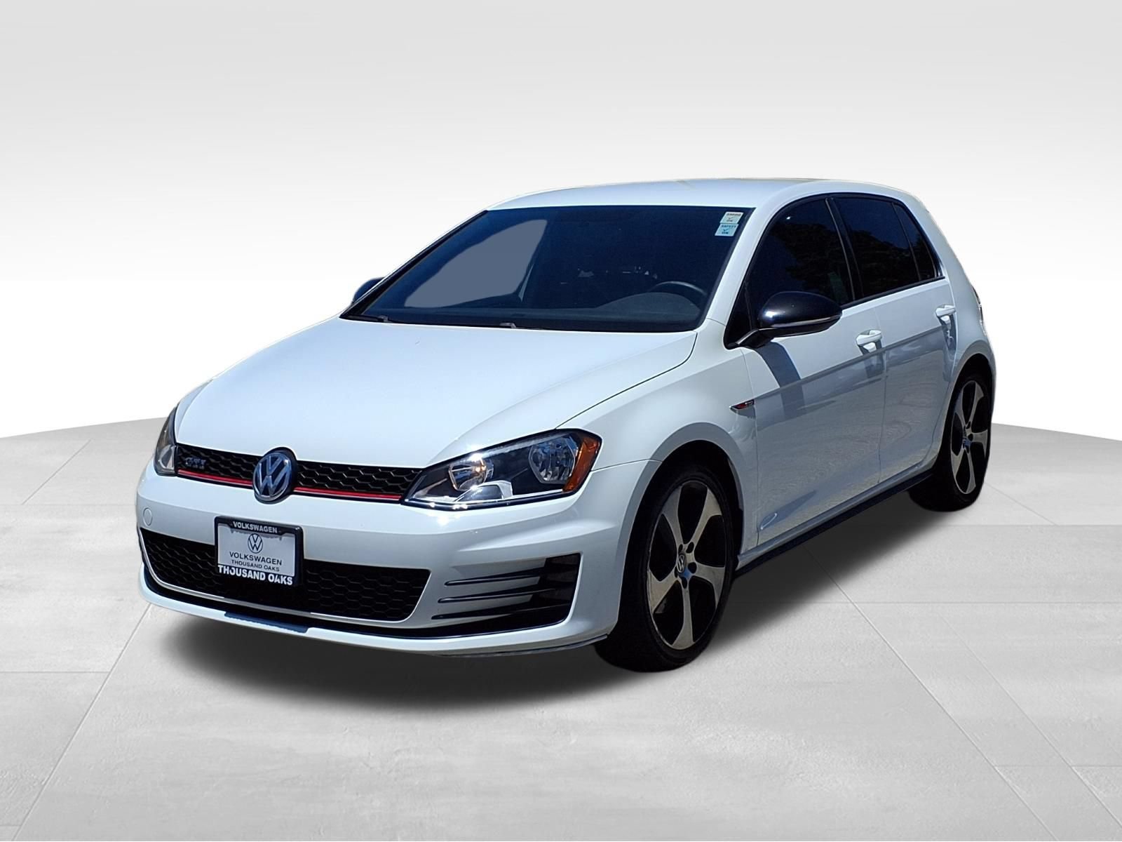 Used 2015 Volkswagen GTI S FWD image 1