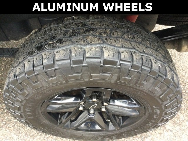 Used 2020 Chevrolet Silverado 1500 LT Trail Boss image 31