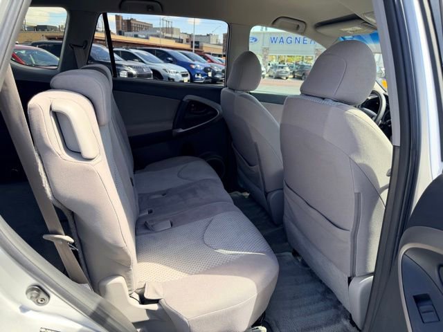 Used 2006 Toyota RAV4 4WD V6 image 32