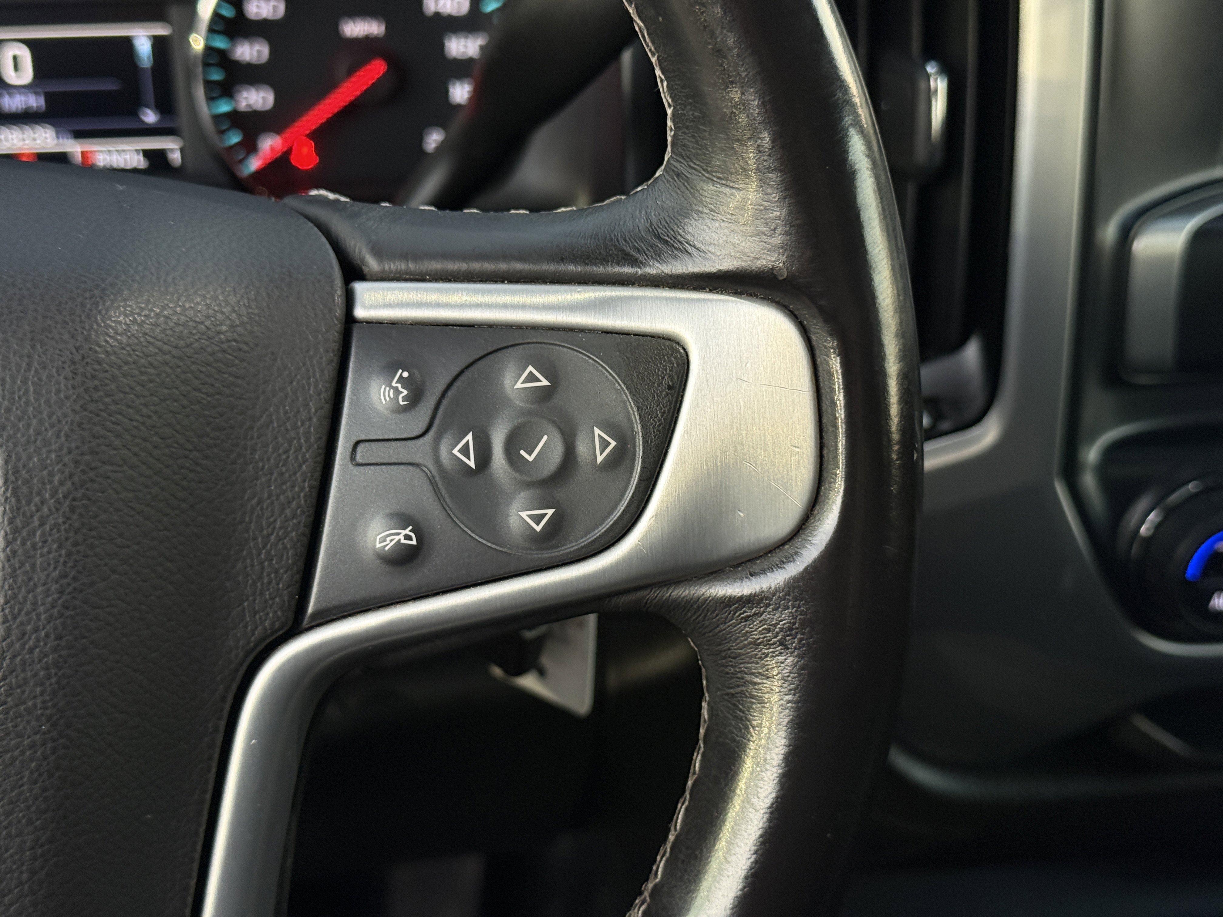 Used 2017 GMC Sierra 2500 SLE image 18