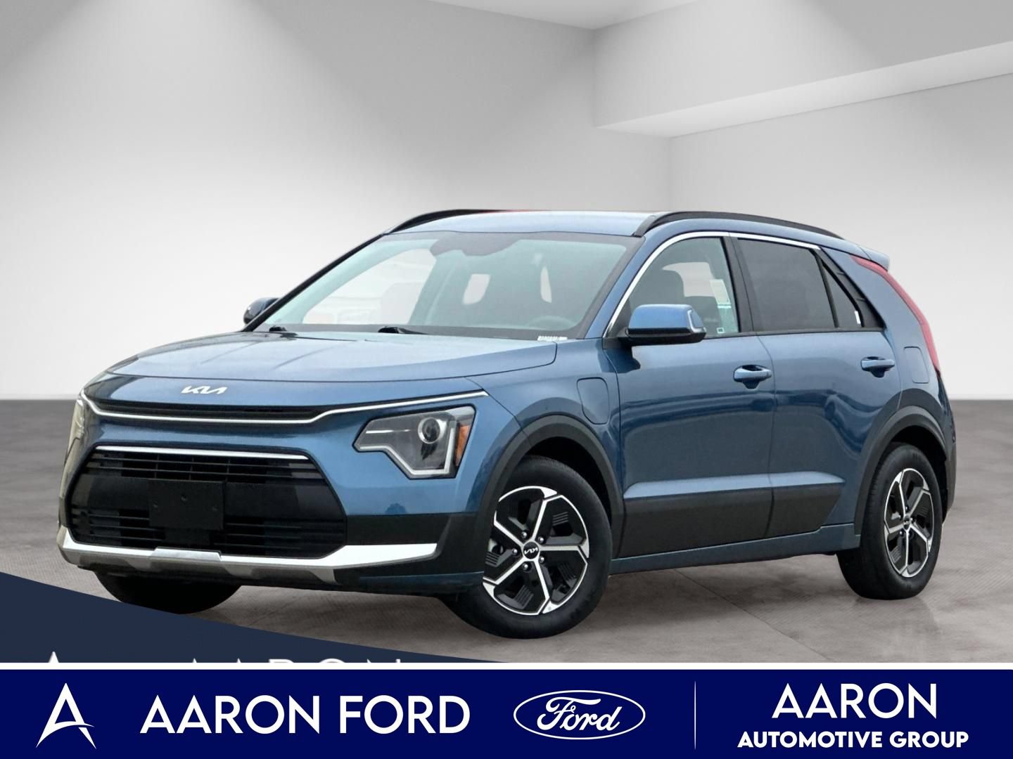 Used 2024 Kia Niro EX FWD image 1