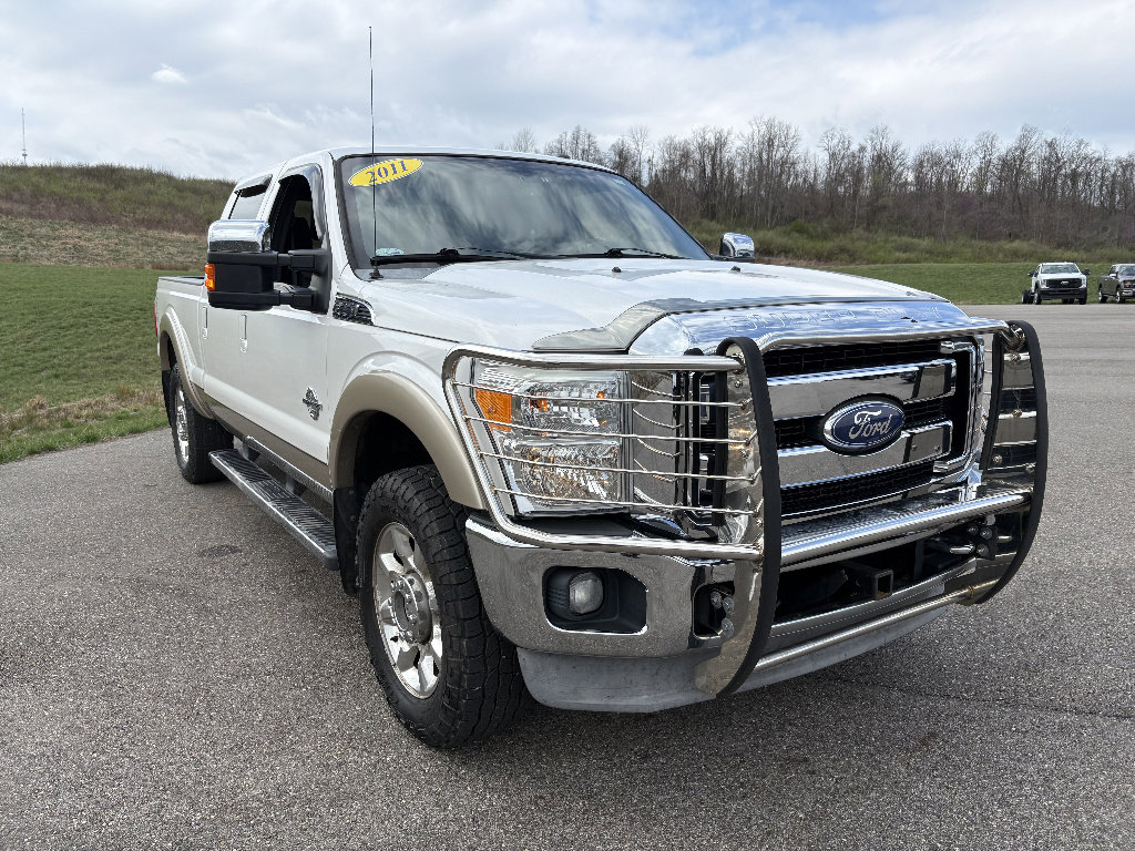 Used 2011 Ford F250 Lariat w/ Lariat Interior Pkg image 7