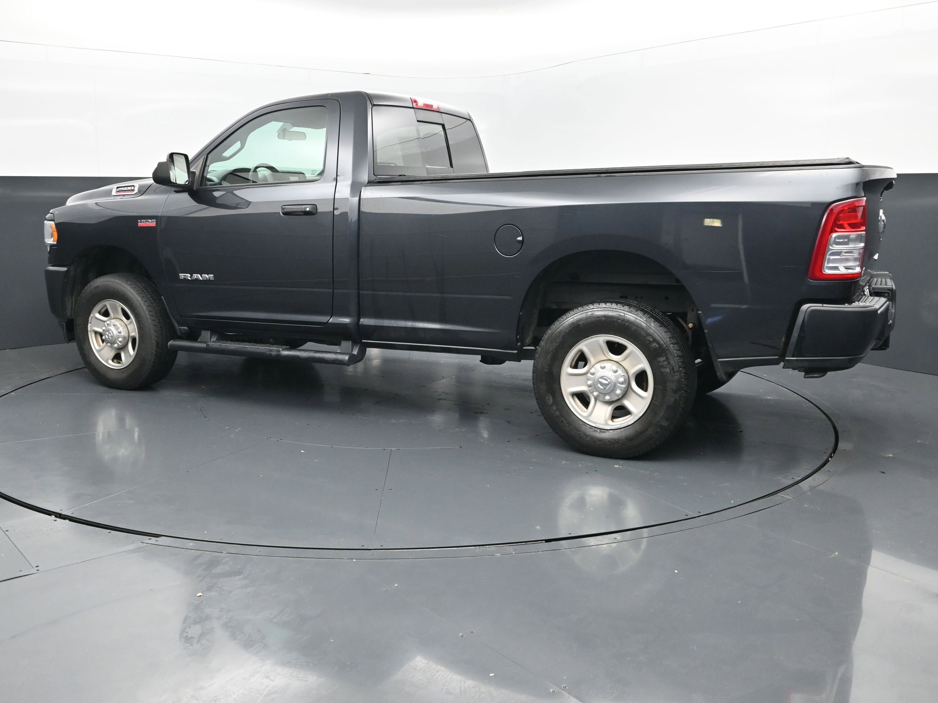 Used 2021 RAM 2500 Tradesman AWD/4WD image 3