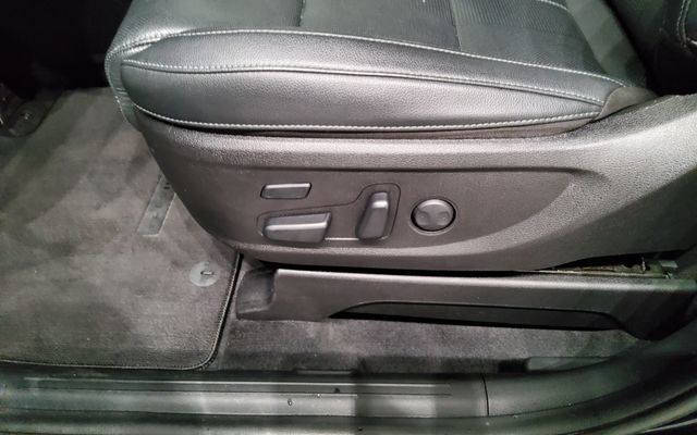 Used 2022 Kia Telluride SX w/ Nightfall Edition Package AWD/4WD image 25