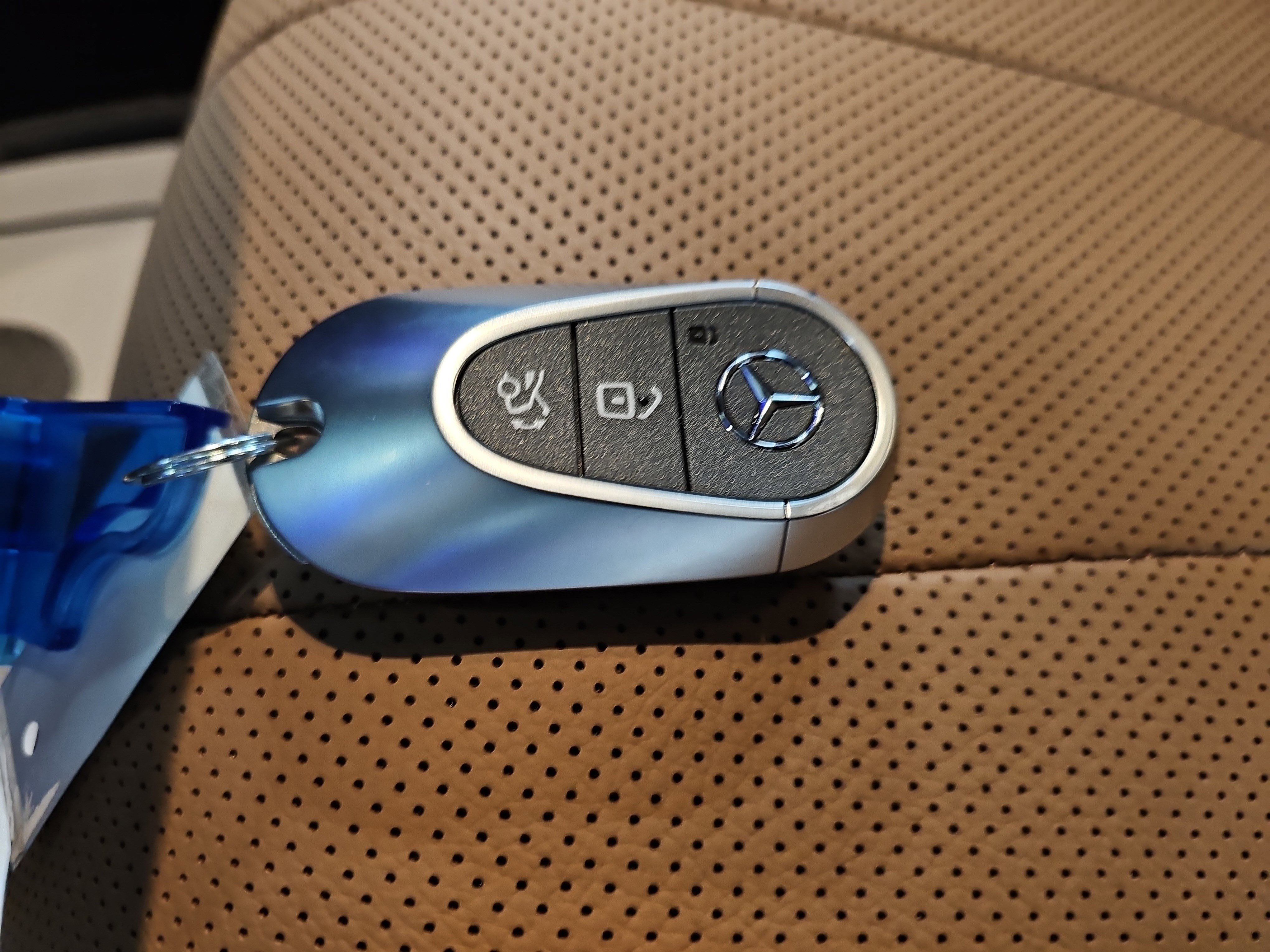 New 2026 Mercedes-Benz CLE 300 4MATIC Cabriolet image 37