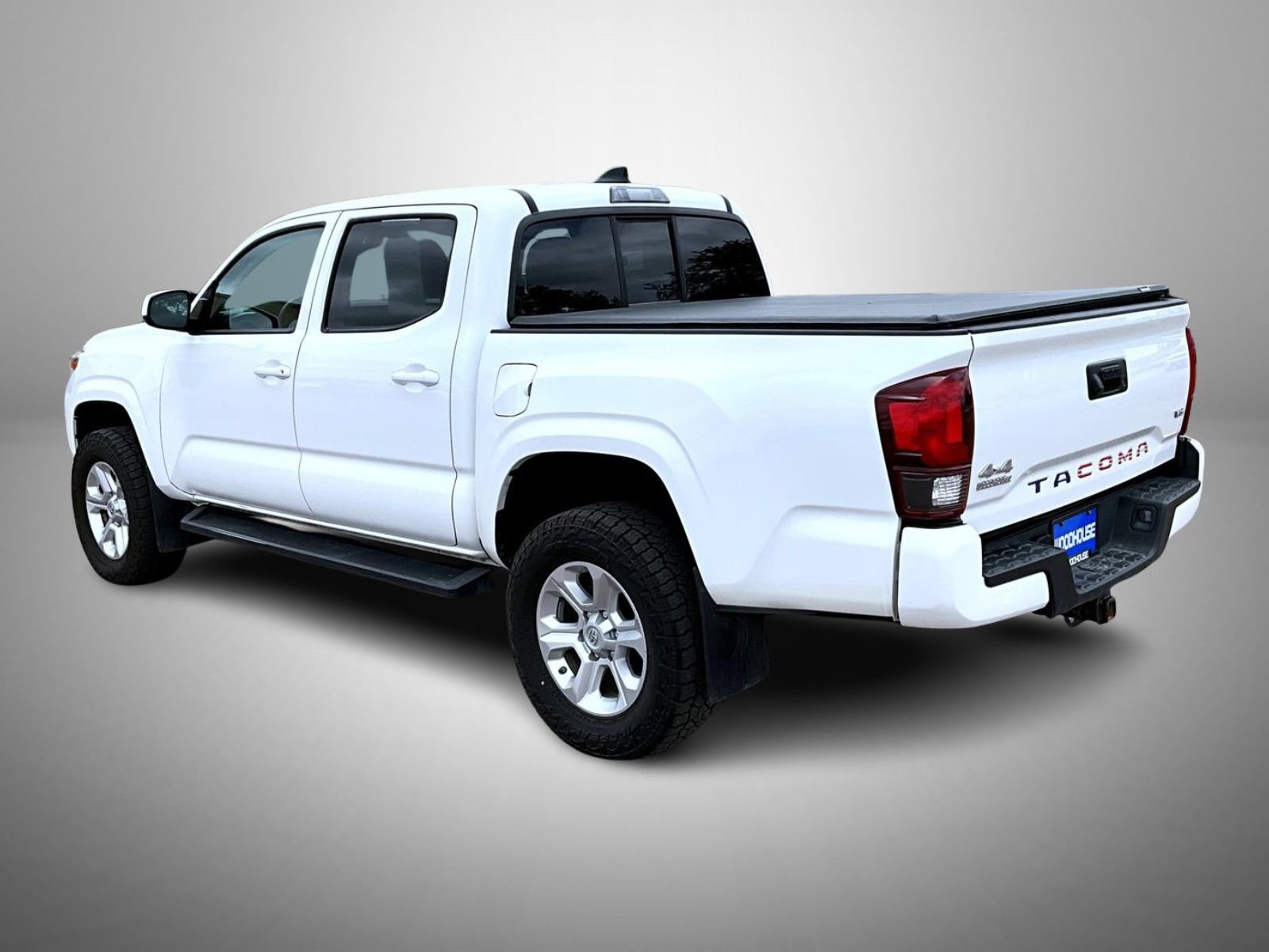 Used 2022 Toyota Tacoma SR AWD/4WD image 7