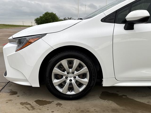 Used 2021 Toyota Corolla LE FWD image 5