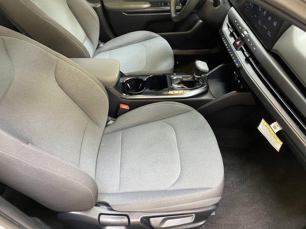 Used 2025 Kia K4 FWD image 24