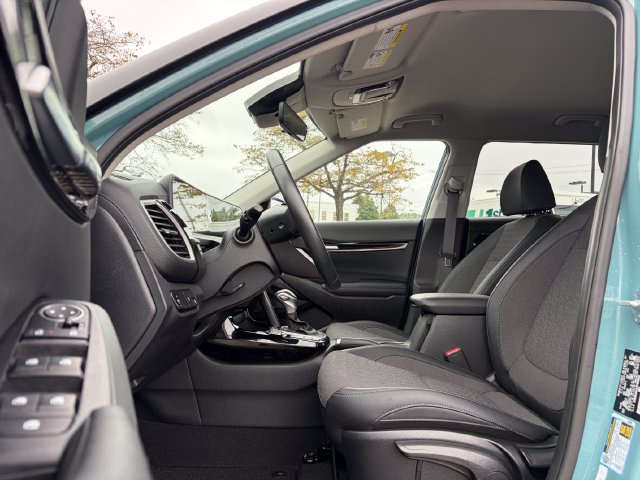 Certified 2025 Kia Seltos S FWD image 20