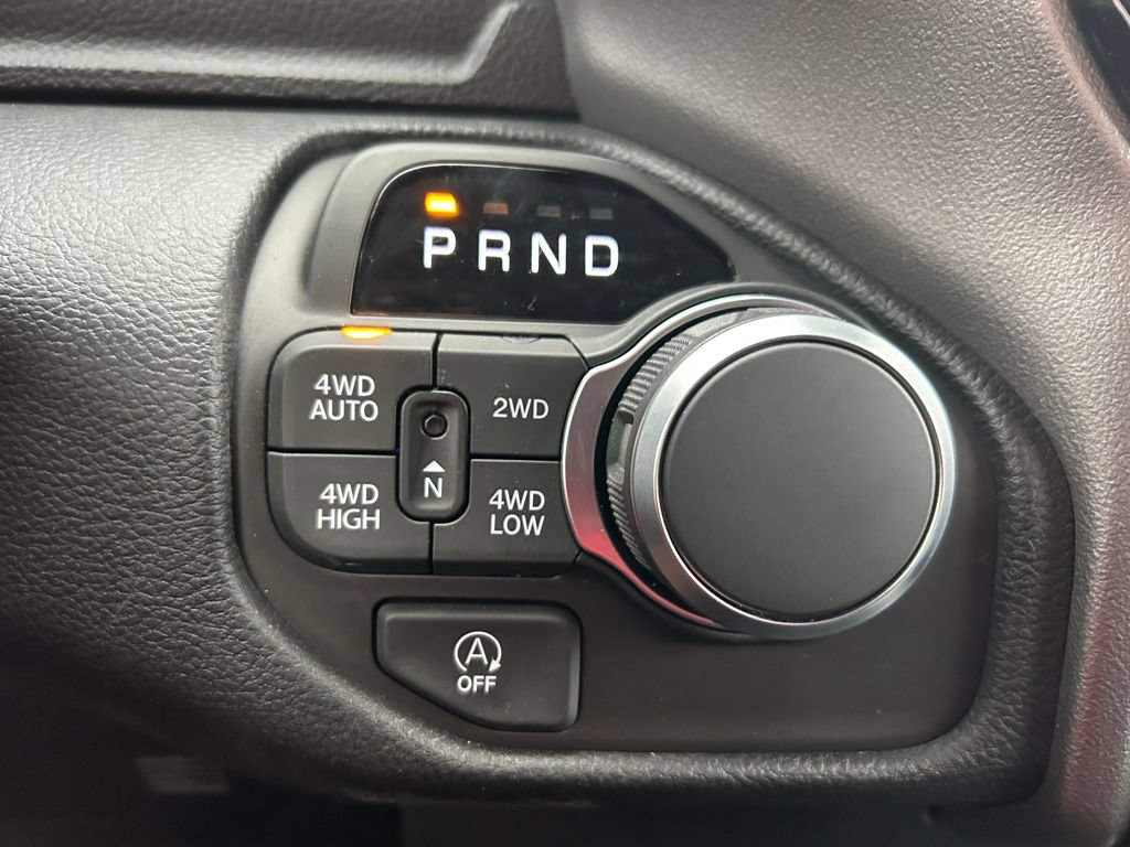 New 2026 RAM 1500 Big Horn AWD/4WD image 16