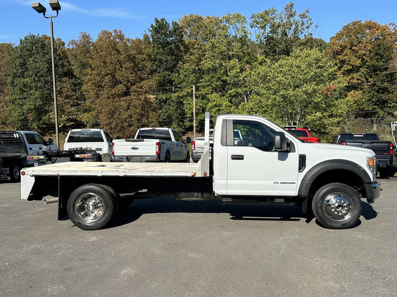 Used 2020 Ford F550 4x4 Regular Cab Super Duty image 5