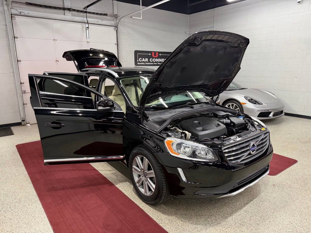 Used 2016 Volvo XC60 T6 w/ Proximity Package AWD/4WD image 38