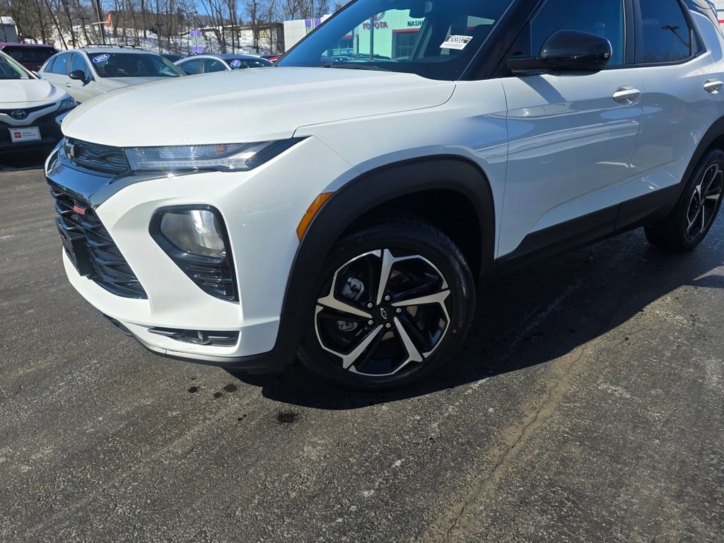 Used 2023 Chevrolet TrailBlazer RS image 2