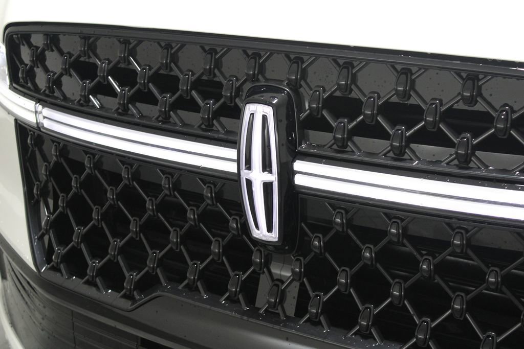 New 2025 Lincoln Navigator L Reserve w/ Jet Appearance Package image 65