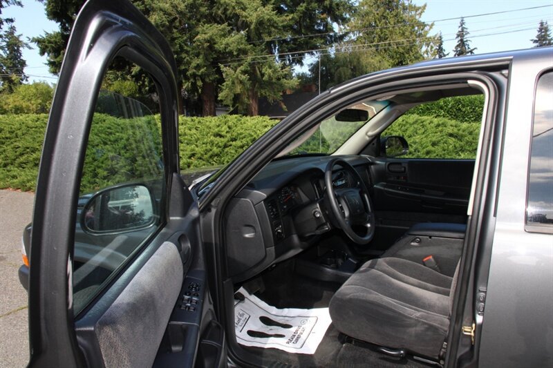 Used 2003 Dodge Dakota Sport AWD/4WD image 5