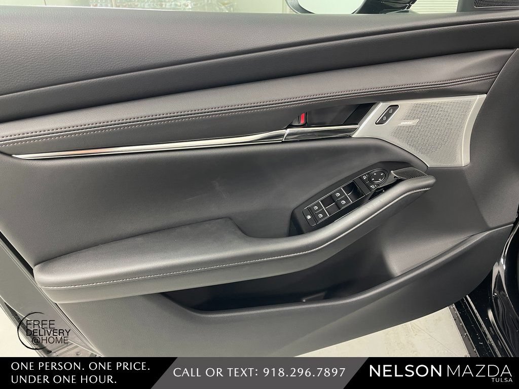 New 2026 MAZDA MAZDA3 2.5 S Hatchback w/ Premium Pkg FWD image 17