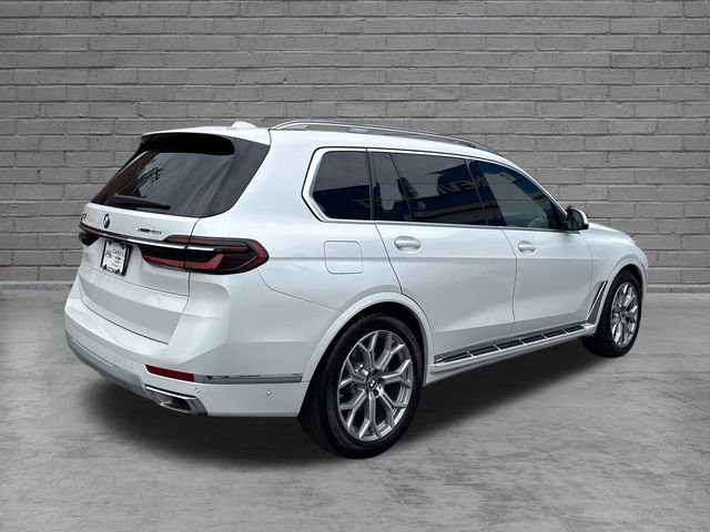 Used 2026 BMW X7 xDrive40i AWD/4WD image 7