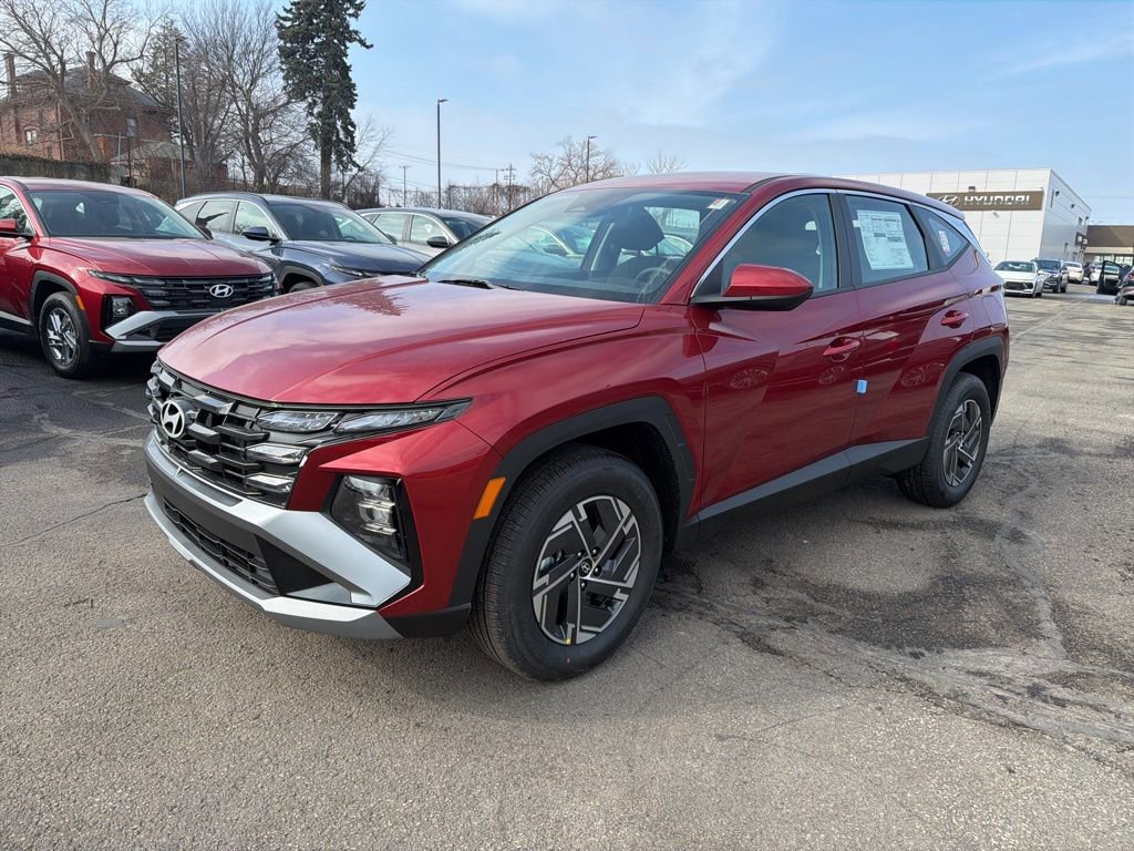 New 2026 Hyundai Tucson Blue SE image 3