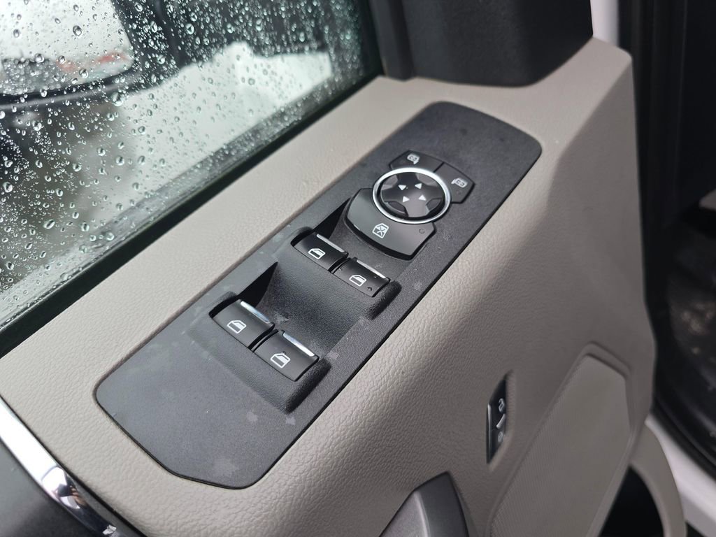 Used 2018 Ford F250 XLT w/ FX4 Off-Road Package image 17
