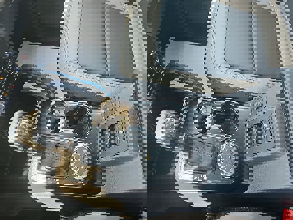 Used 2023 Ford Bronco Wildtrak image 23