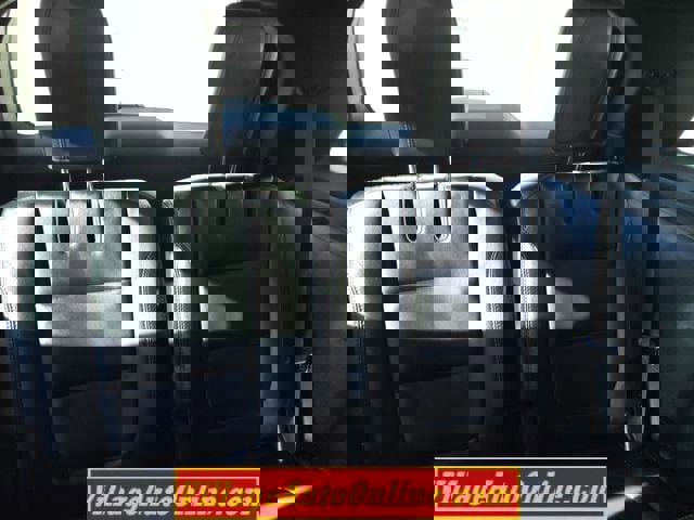 Used 2017 Ford Explorer XLT w/ Equipment Group 202A image 33