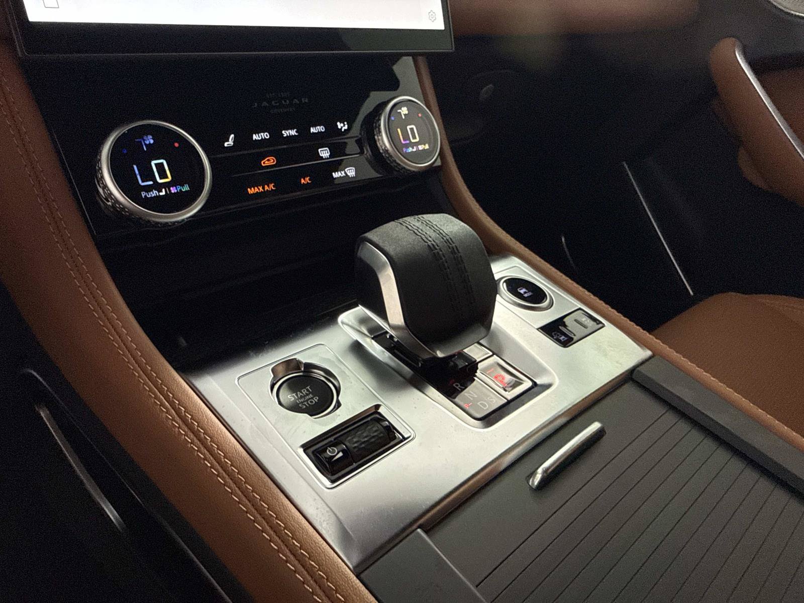 New 2026 Jaguar F-PACE R-Dynamic S AWD/4WD image 28