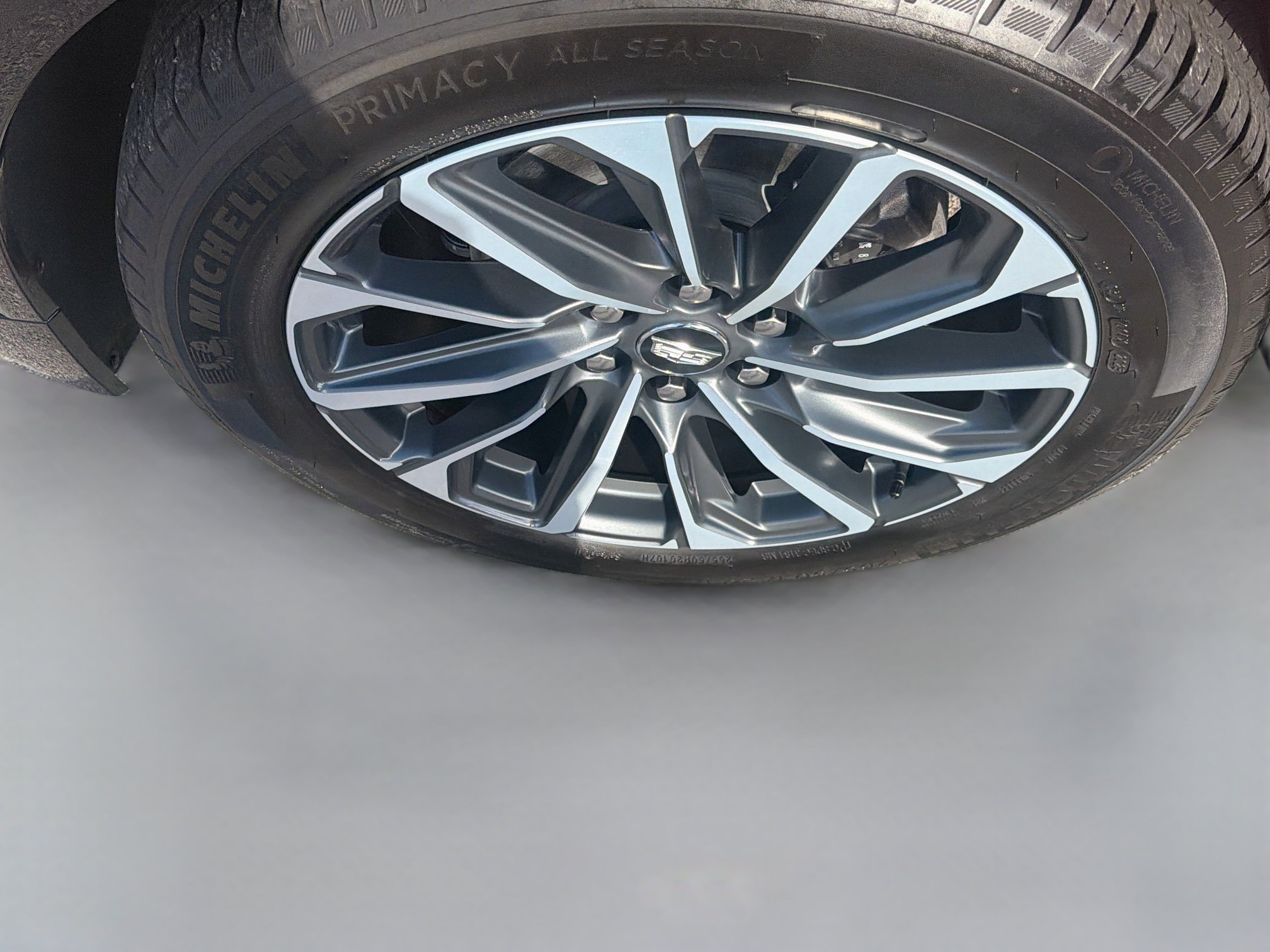 Used 2024 Cadillac Lyriq Sport RWD image 32