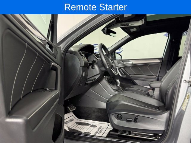 Used 2023 Volkswagen Tiguan SE R-Line FWD image 10