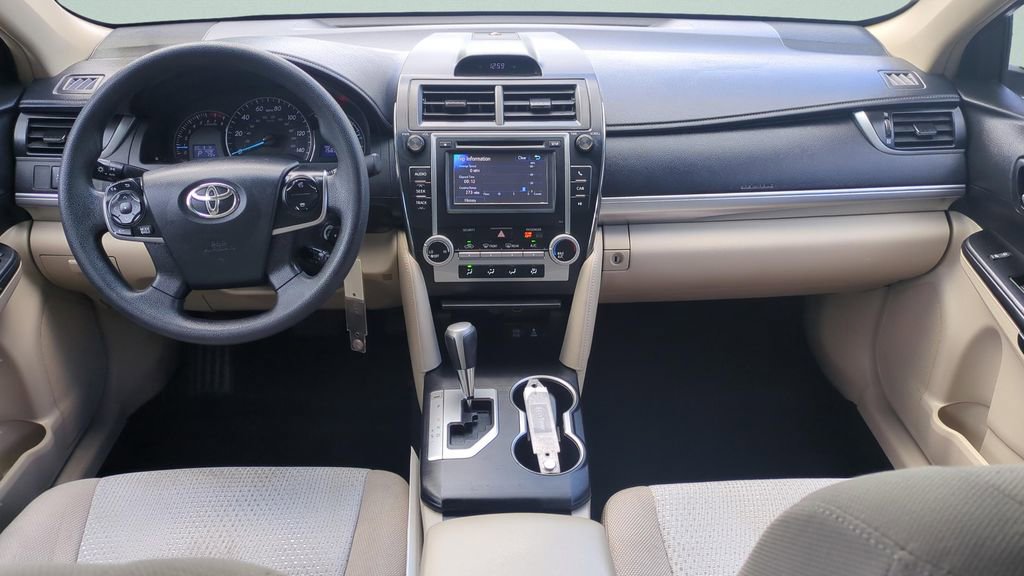 Used 2012 Toyota Camry LE image 20