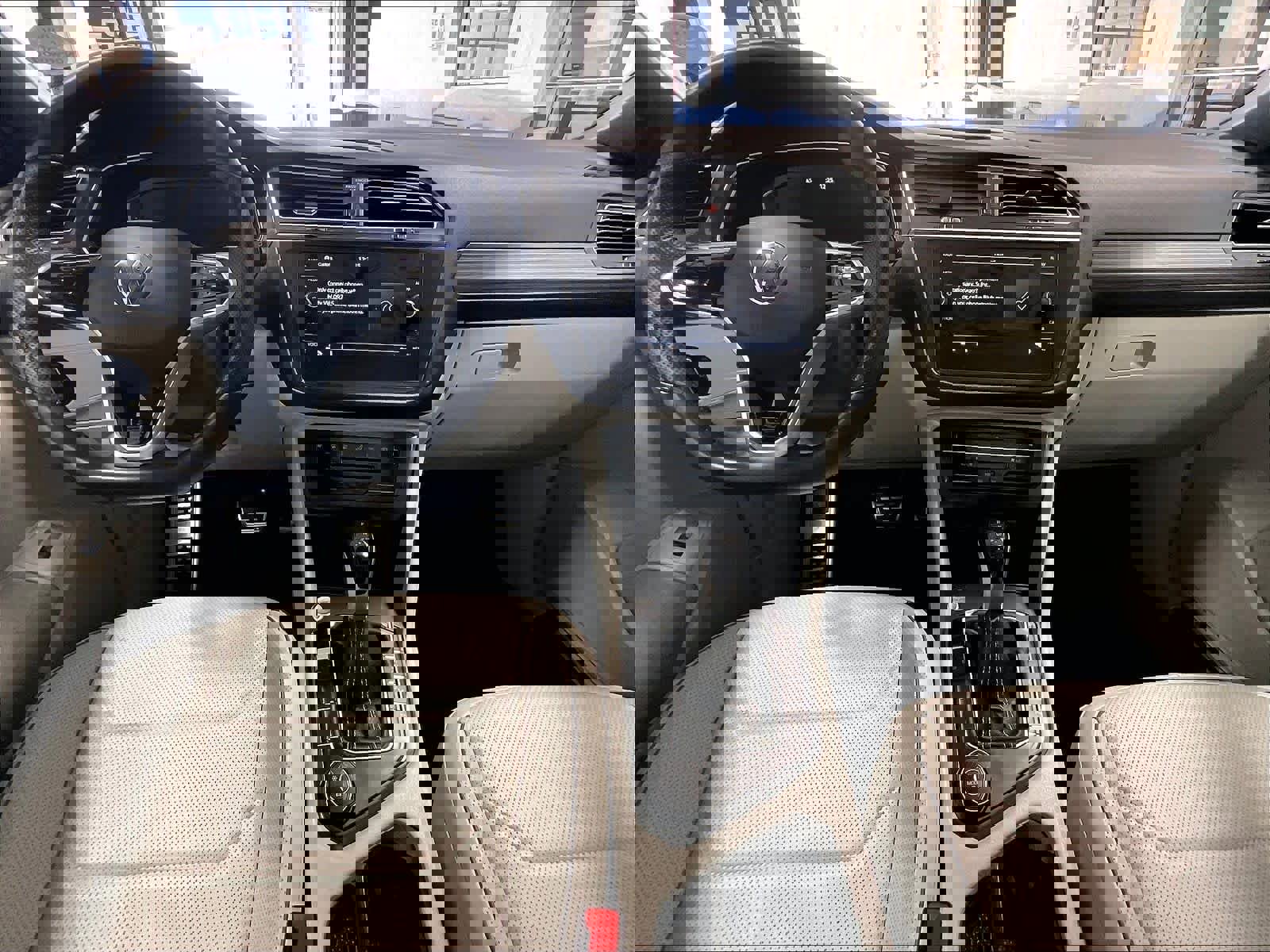 Used 2022 Volkswagen Tiguan SEL R-Line AWD/4WD image 21