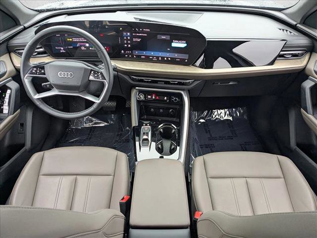 Certified 2025 Audi Q5 Premium w/ Convenience Package image 16