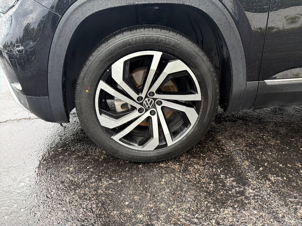 Used 2023 Volkswagen Atlas SEL AWD/4WD image 29