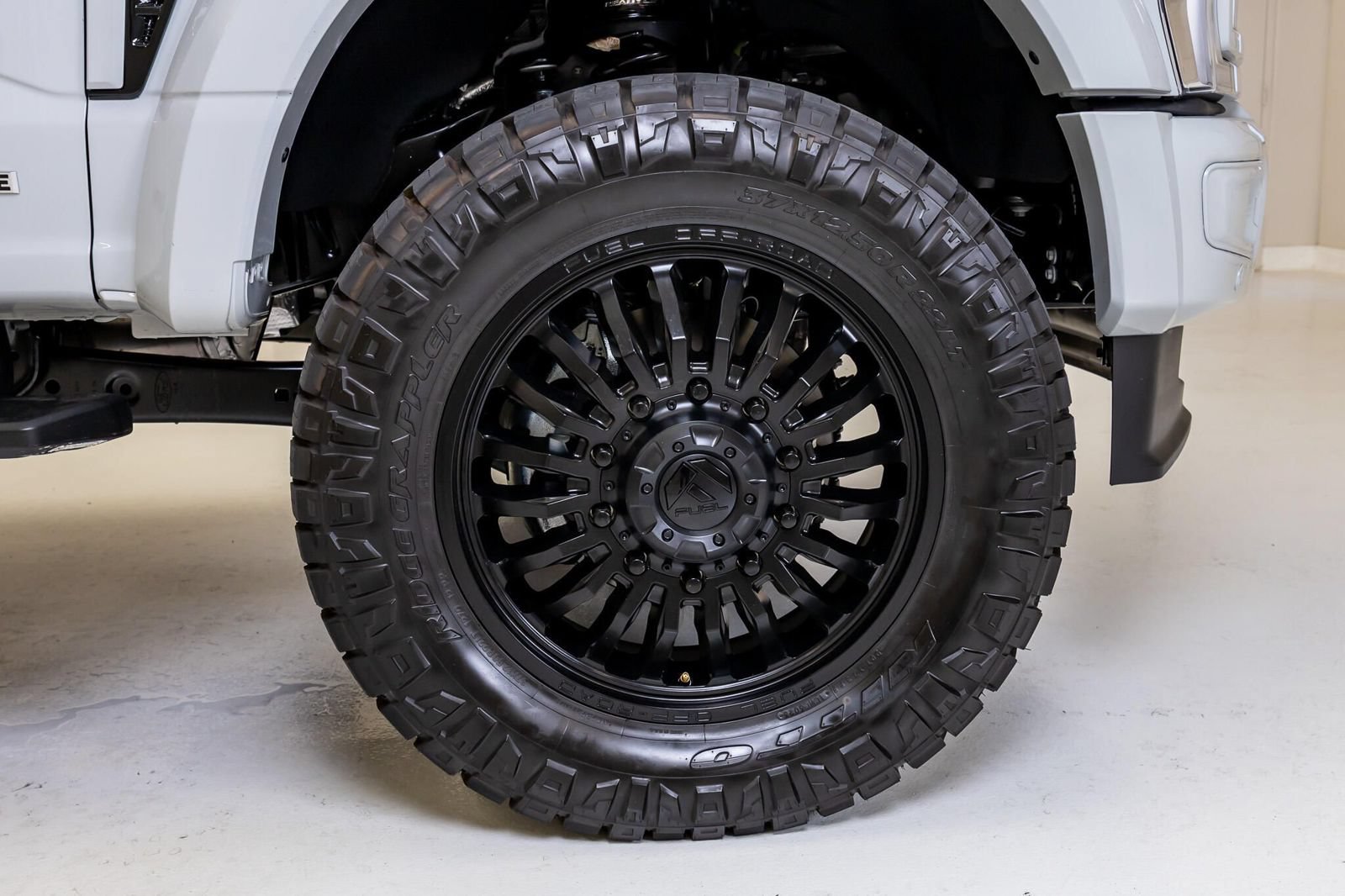 Used 2026 Ford F450 Lariat w/ Lariat Premium Package AWD/4WD image 11
