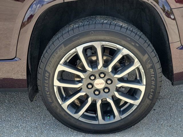 Used 2021 GMC Acadia Denali w/ Denali Technology Package image 10