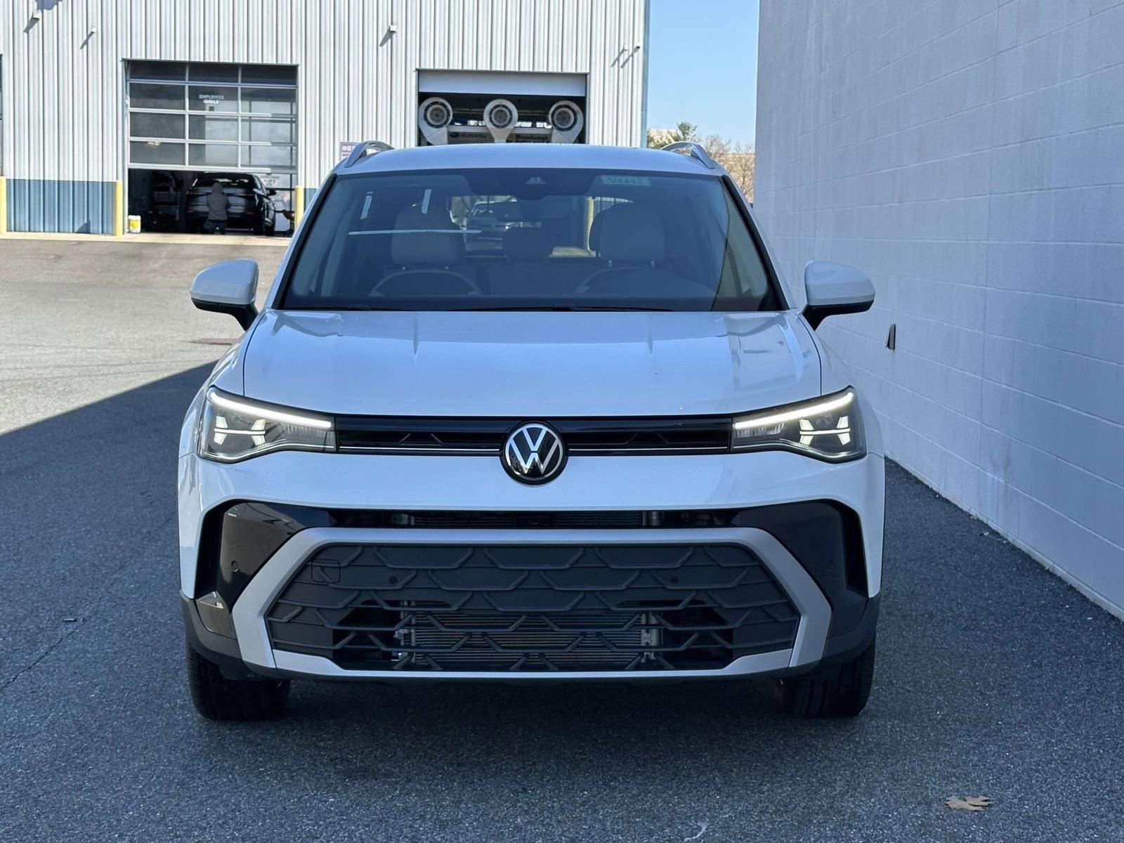 New 2026 Volkswagen Taos SE image 9