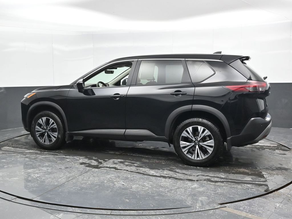 Used 2023 Nissan Rogue SV image 10