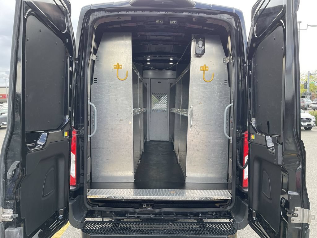 Used 2022 Ford Transit 250 148 High Roof Extended w/ Load Area Protection Package RWD image 8