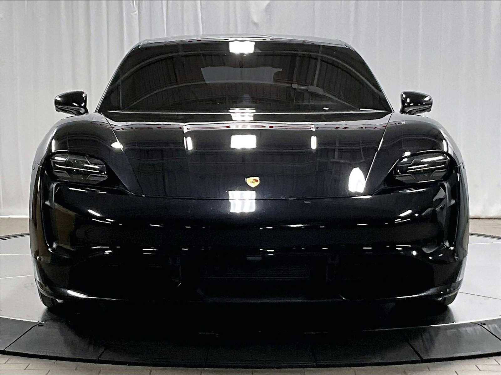 Used 2020 Porsche Taycan Turbo image 13