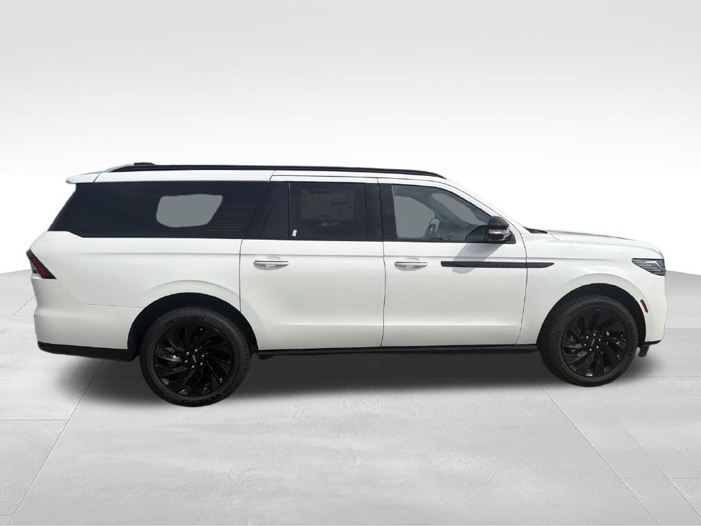 New 2027 Lincoln Navigator L Reserve w/ Jet Appearance Package AWD/4WD image 6