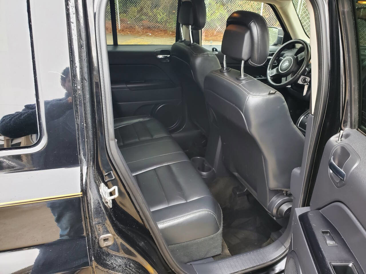 Used 2016 Jeep Patriot High Altitude AWD/4WD image 5