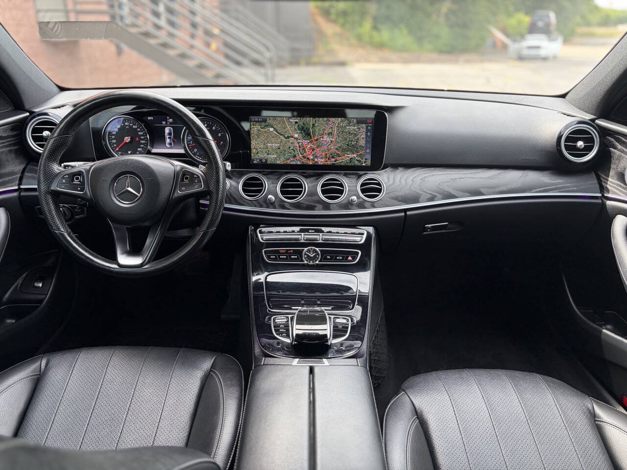 Used 2017 Mercedes-Benz E 300 4MATIC image 24