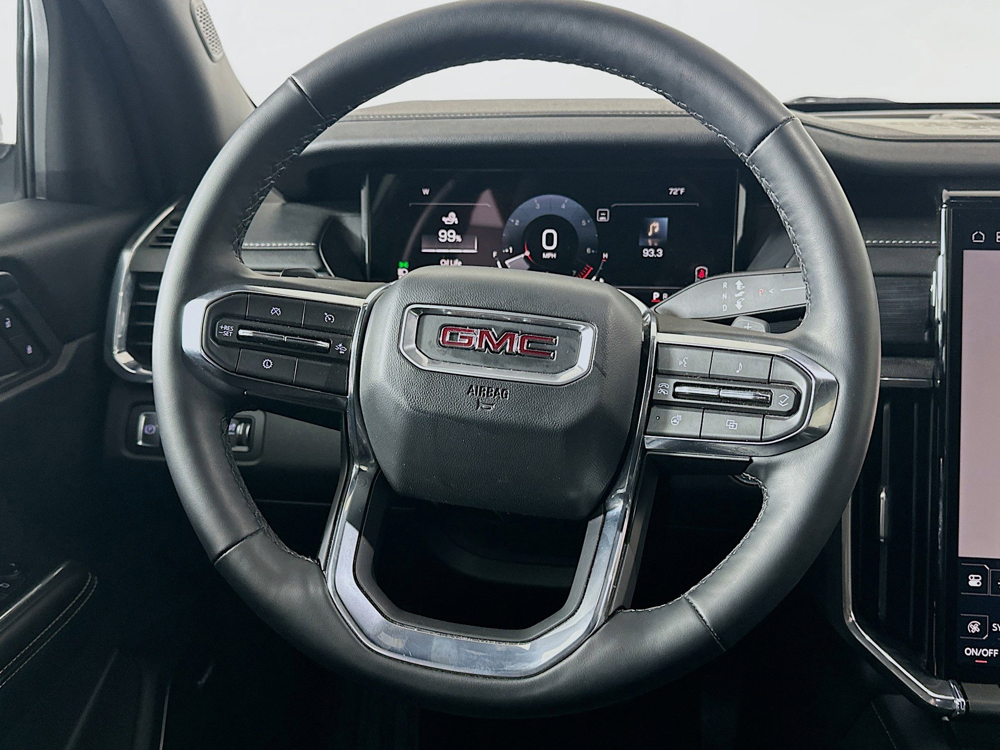 Used 2025 GMC Acadia Elevation image 18