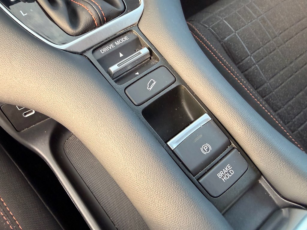 Certified 2024 Honda HR-V Sport image 21